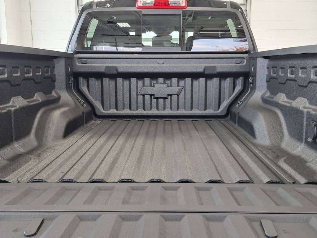 2026 Chevrolet Colorado ZR2 - Photo 14