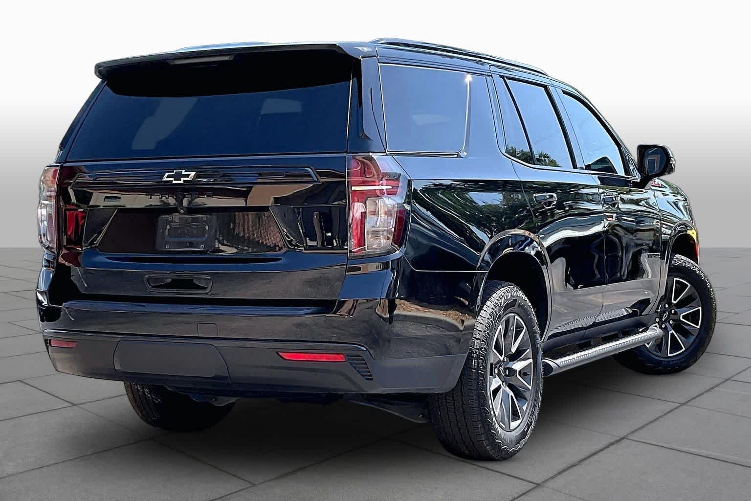 Used 2023 Black Chevrolet Z71 image 24