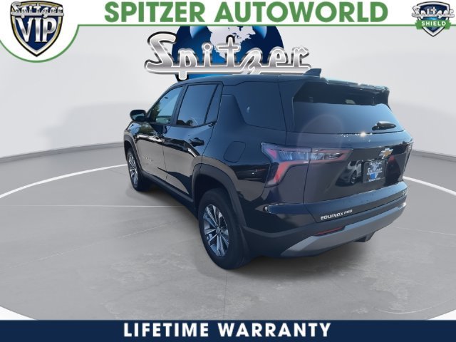 2027 Chevrolet Equinox photo 11 of 40