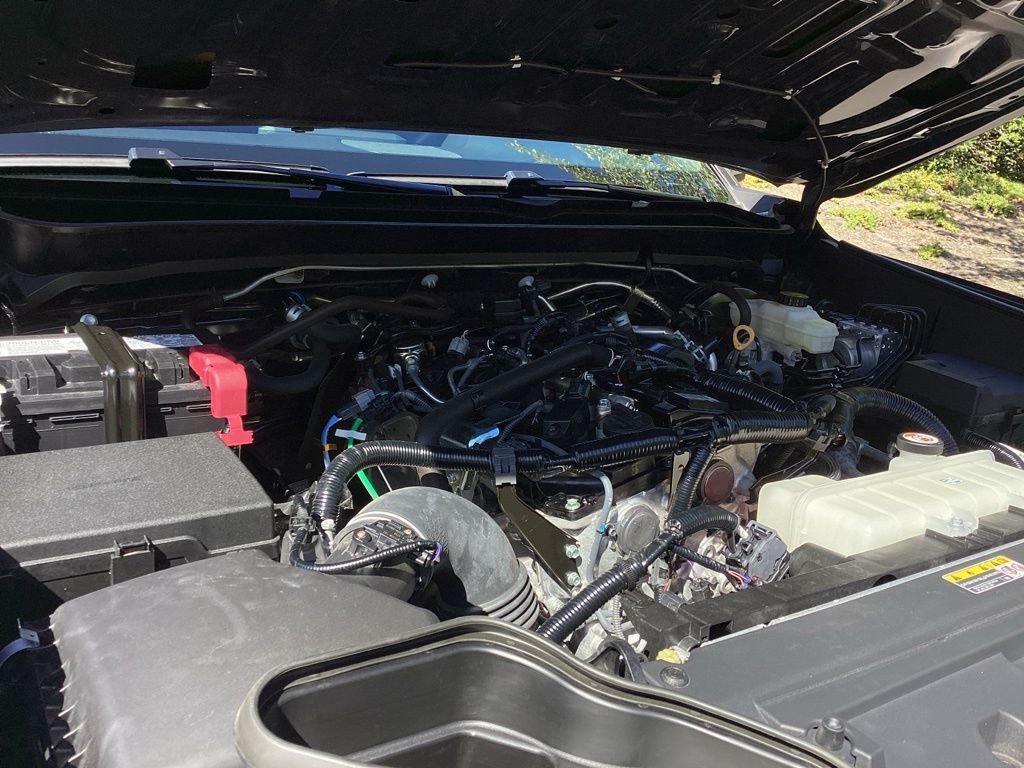 Used 2025  Toyota SR5 image 22