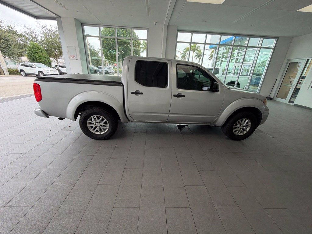 Used 2019 Silver Nissan SV image 2