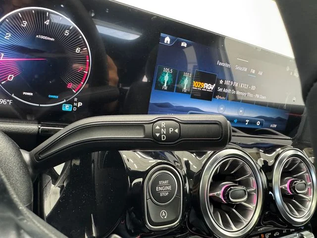 New 2026 Polar White Mercedes-Benz GLA 250 image 26