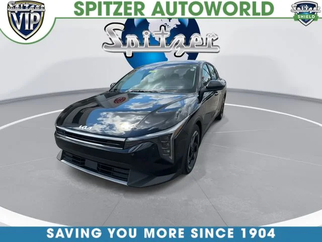 Used 2025 Black Kia EX image 3