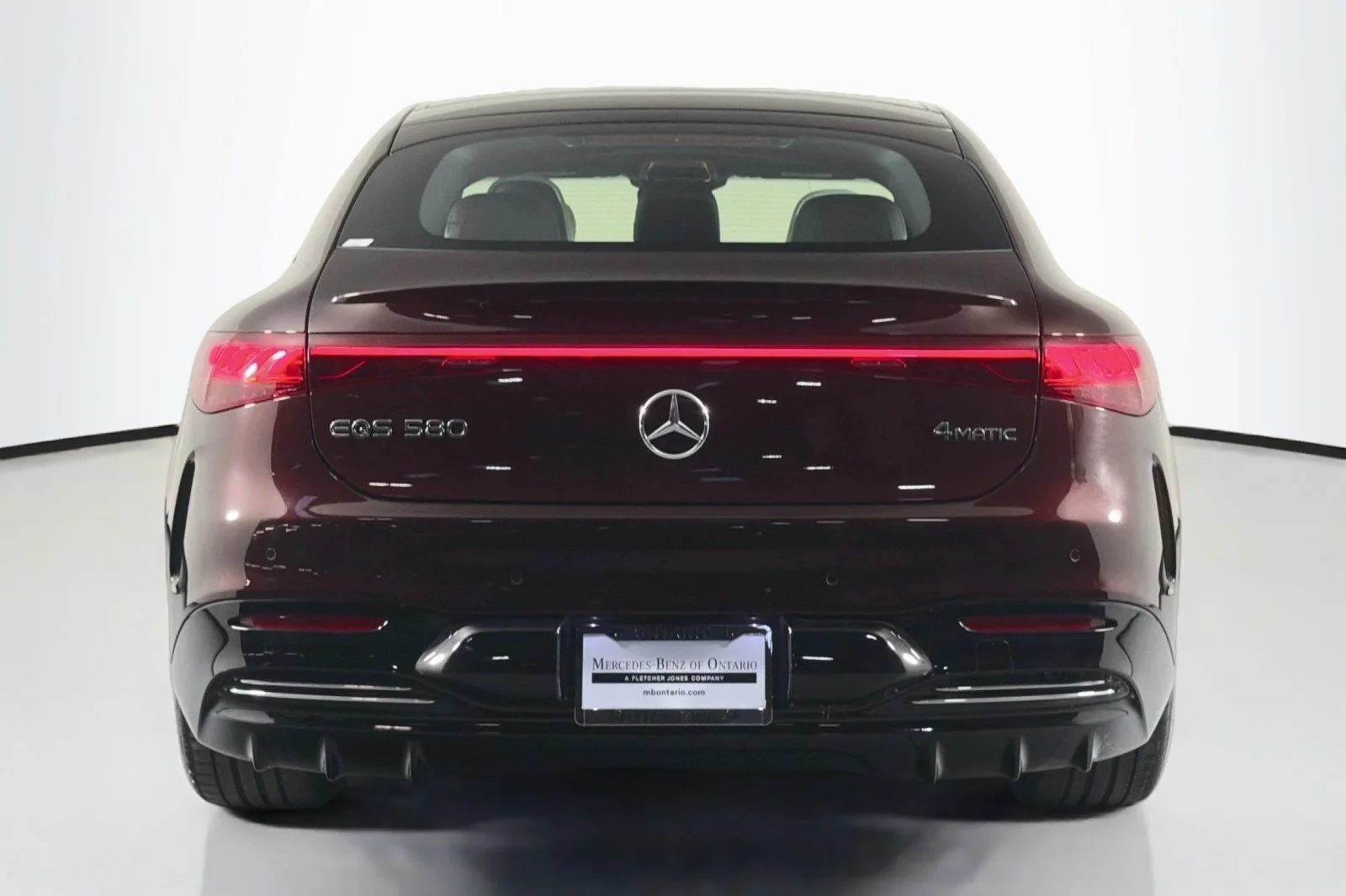 Certified Used 2024 MANUFAKTUR Signature Rubellite Red Metallic Mercedes-Benz EQS 580 image 4