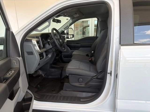 New 2026 Oxford White Ford F-350® XL image 19