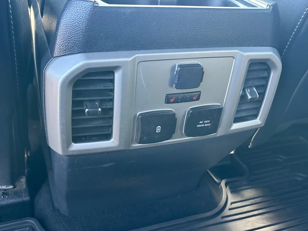 Used 2022 Black Ford Lariat image 21