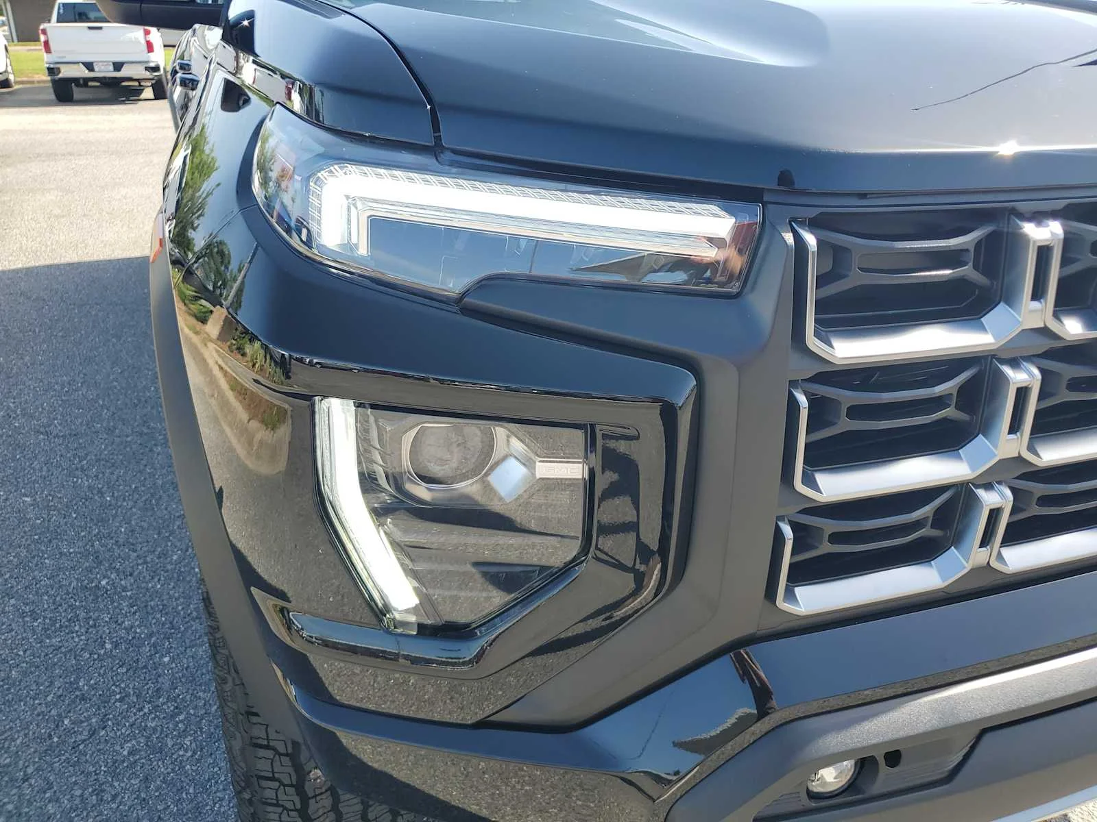 New 2026 Onyx Black GMC AT4 image 13