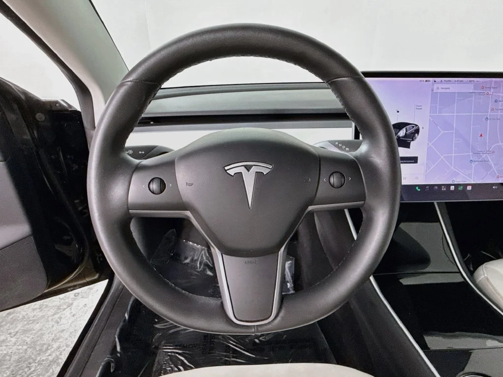 Used 2020 Black Tesla Long Range image 11