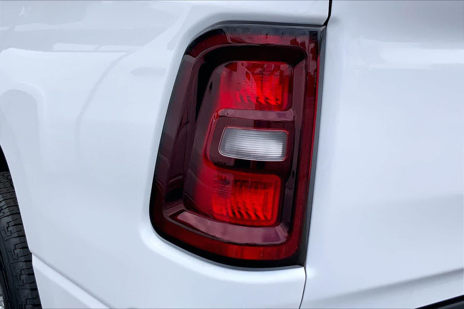 New 2026 Bright White Clear-Coat Exterior Paint RAM Tradesman image 11
