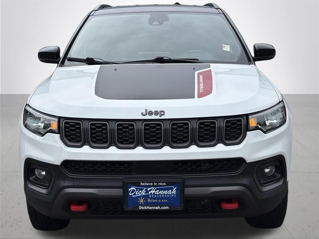 Used 2024 White Jeep Trailhawk image 4