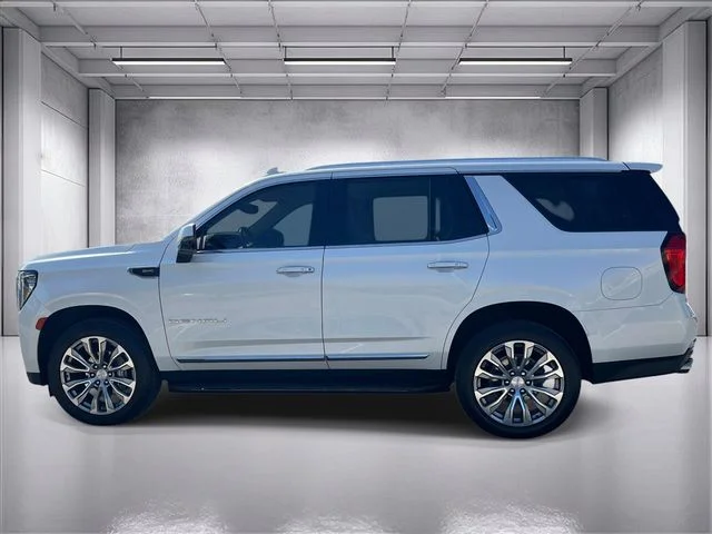 Used 2022 White GMC Denali image 6