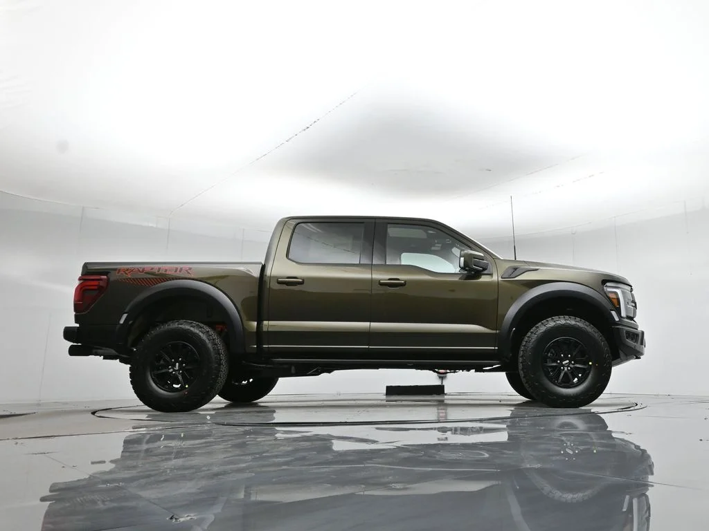 New 2026 Shelter Green Ford Raptor image 49
