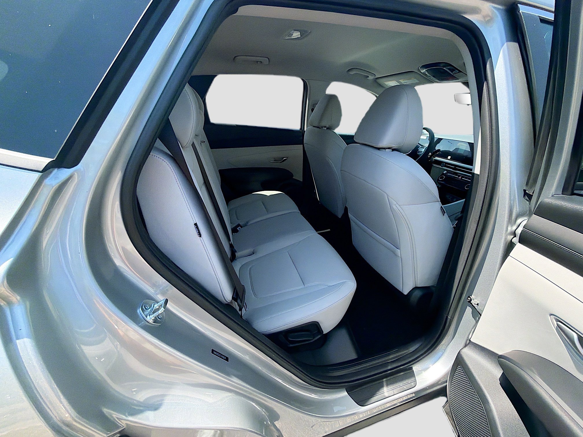 New 2026 Shimmering Silver Hyundai SEL FWD image 45