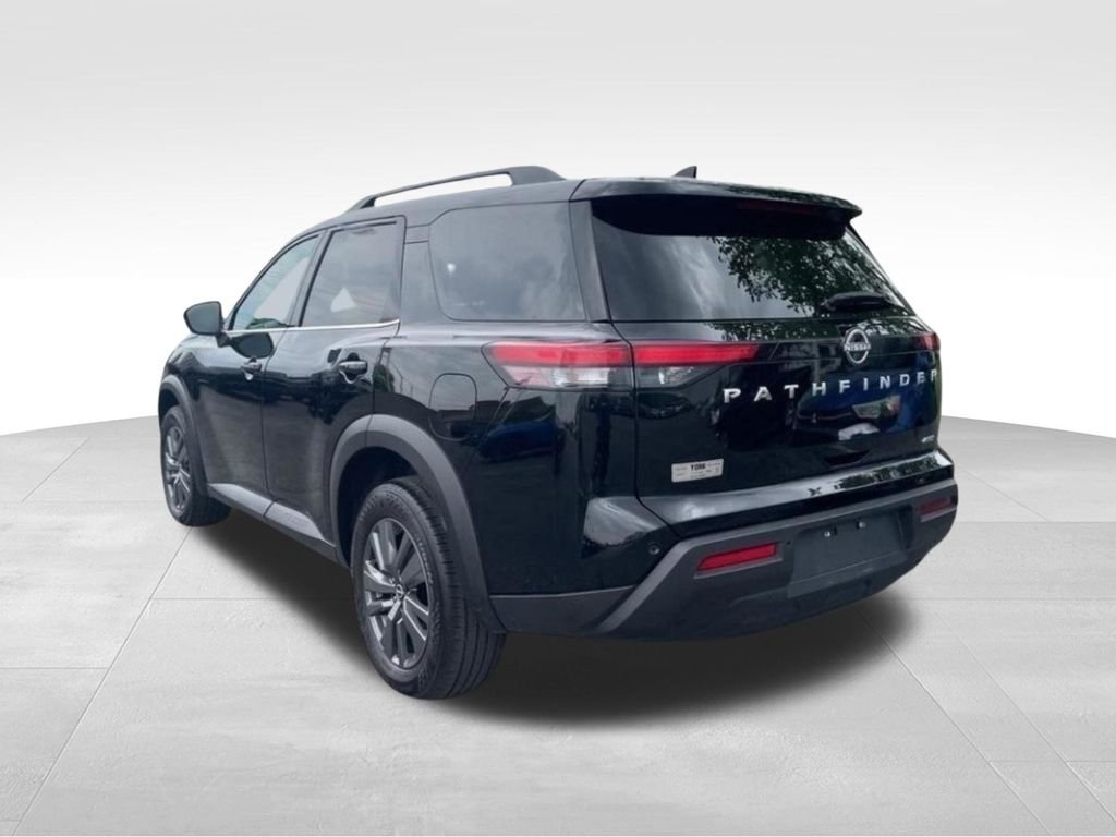 Used 2025 Black Nissan SV image 3