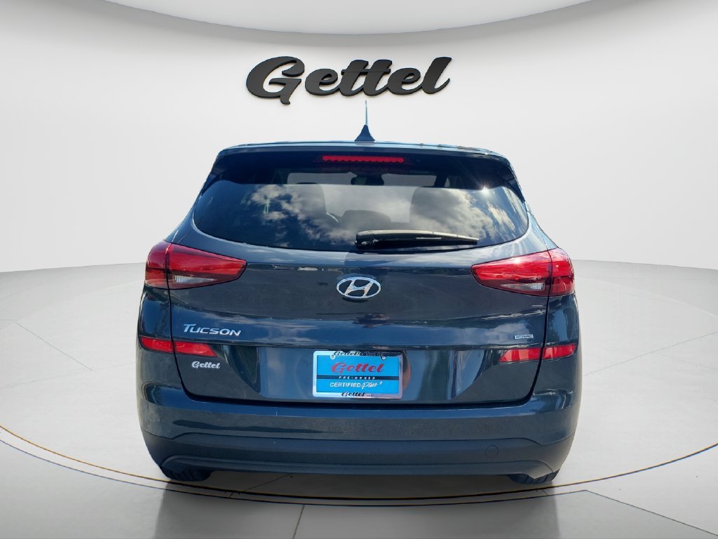Used 2019 Blue Hyundai SE image 5