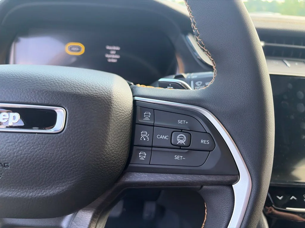 New 2026 White/off-white Jeep  image 29