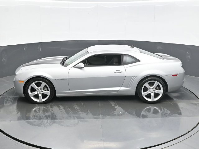 Used 2011 Silver Chevrolet 1LS image 12