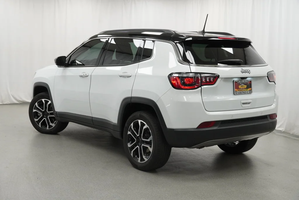 Used 2024 White Jeep Limited image 30