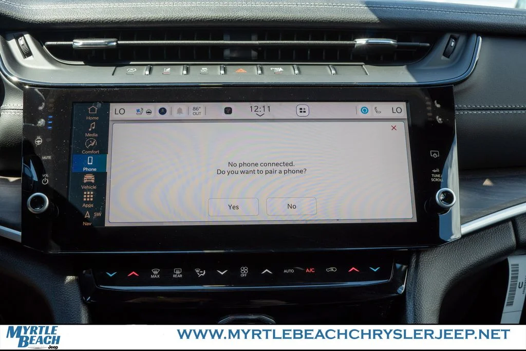 New 2026 Bright White Clear-Coat Exterior Paint Jeep Limited Reserve image 22