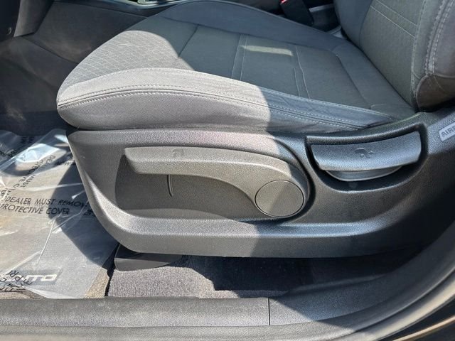Used 2018 Black Kia LX image 13