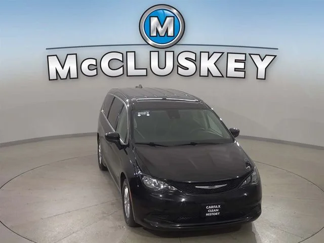 Used 2023 Black Chrysler LX image 8