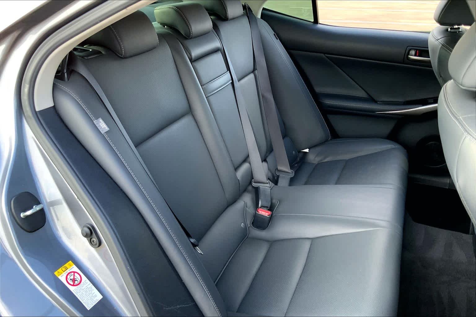 Used 2018 Nebula Gray Pearl Lexus  image 19