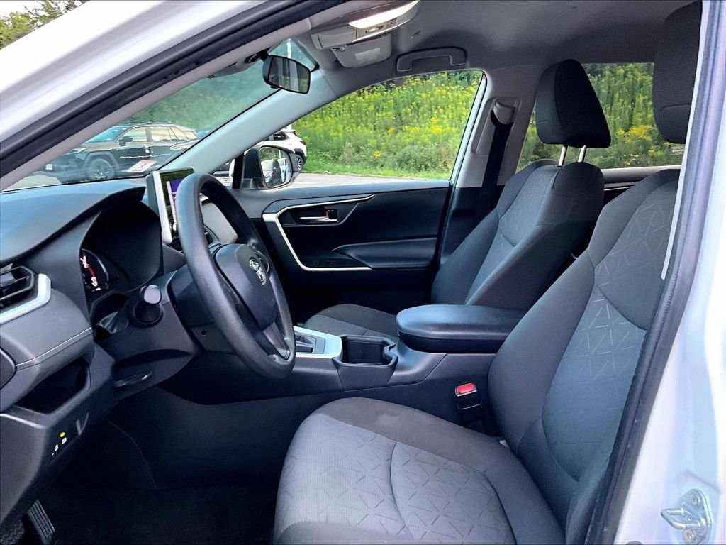 Used 2024 White Toyota XLE image 4