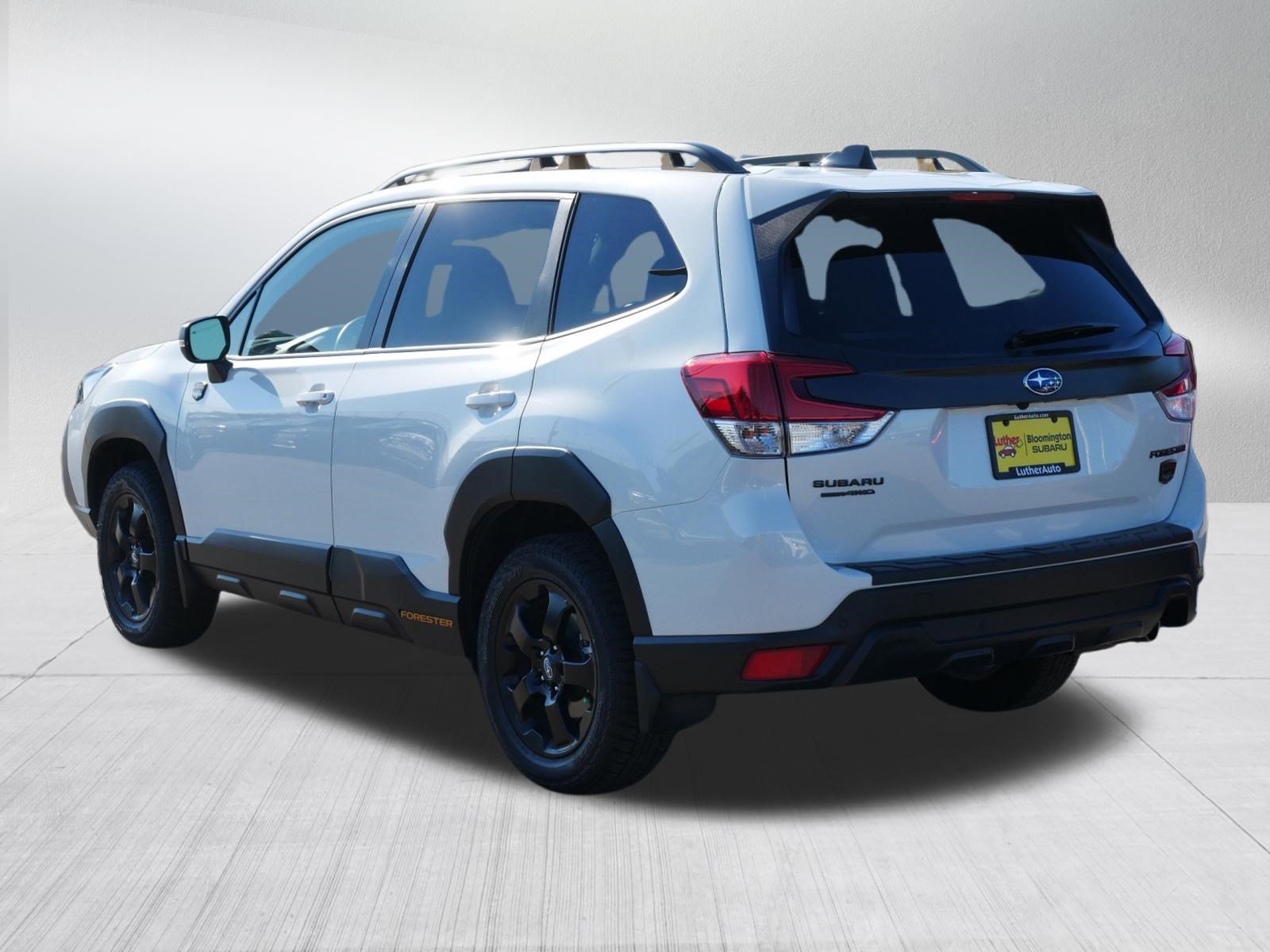 Certified Used 2025 Crystal White Pearl Subaru Wilderness image 5