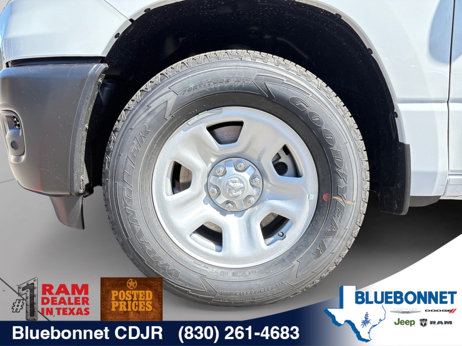New 2026 Bright White Clear-Coat Exterior Paint RAM Tradesman image 9