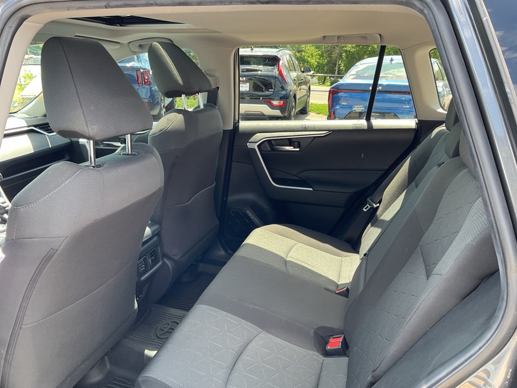 Used 2022 Magnetic Gray Metallic Toyota Hybrid XLE image 18