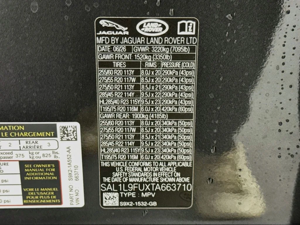 New 2026 Carpathian Grey Land Rover Dynamic SE image 34