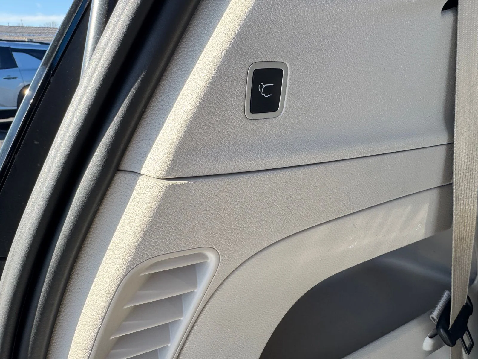 2024 Chrysler Pacifica Limited - Photo 25