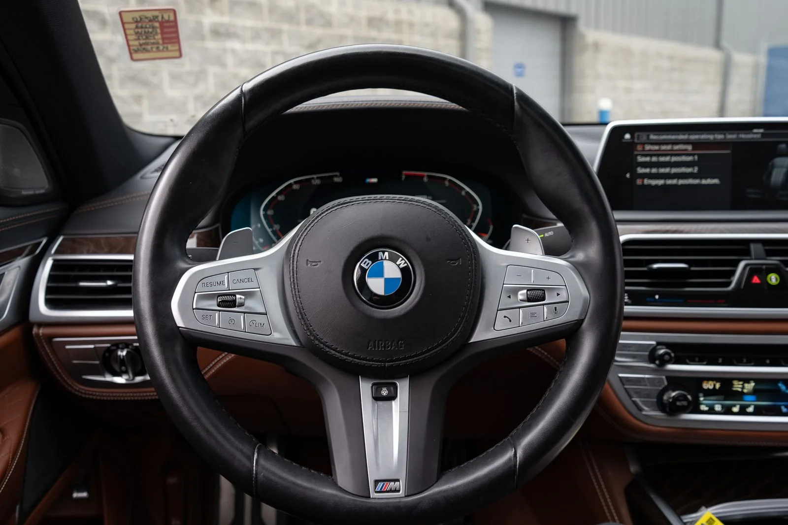 Used 2022 Gray BMW 750i xDrive image 46