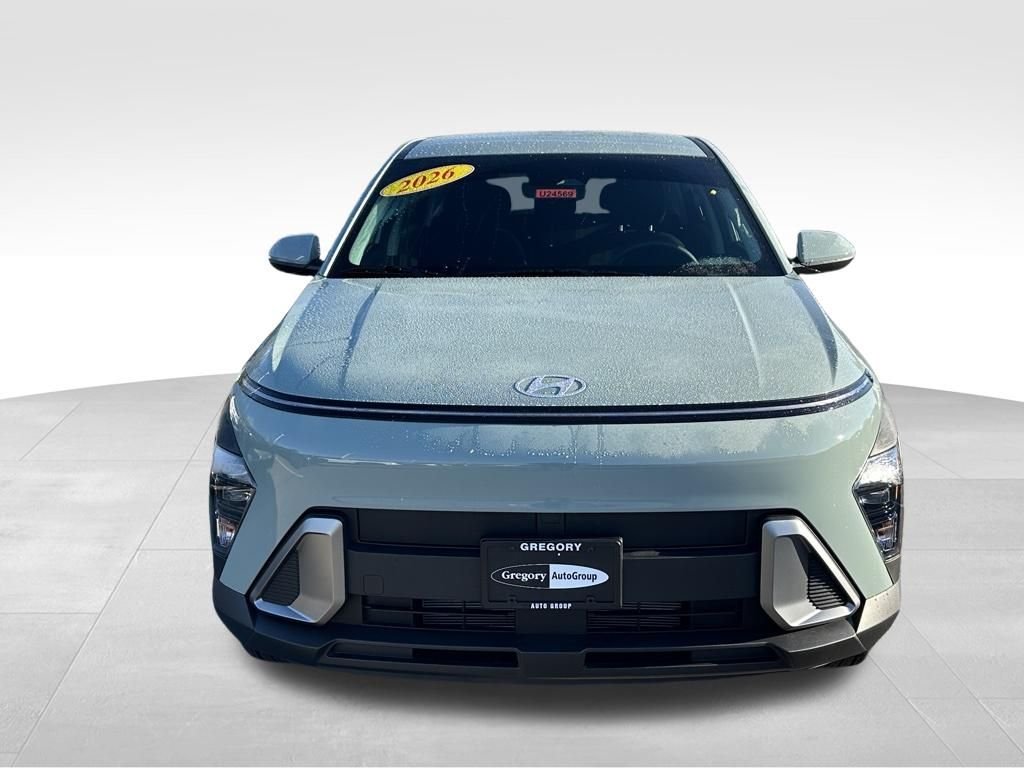 Used 2026 Green Hyundai SE image 3