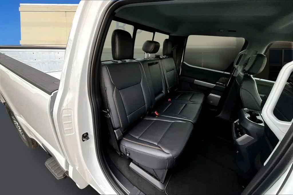 2026 Ford F-250 Super Duty Lariat - Photo 10