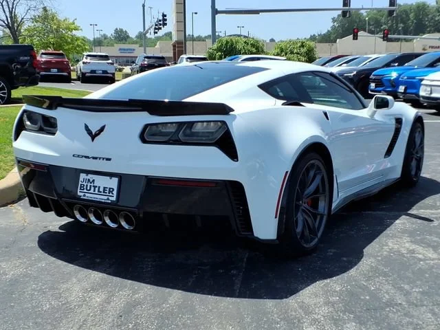Used 2016 ARCTIC WHITE Chevrolet Z06 1LZ image 21