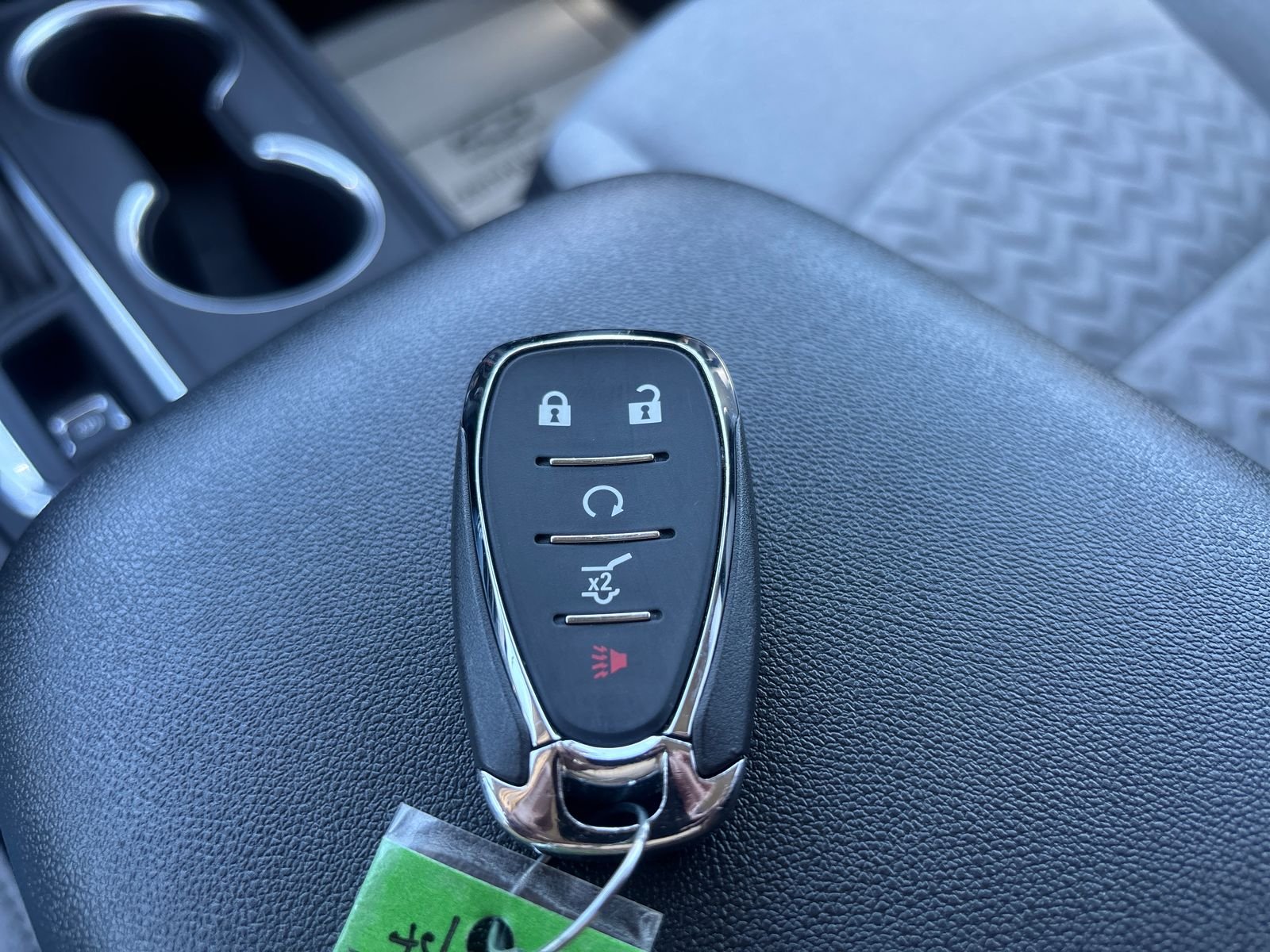 Used 2022 Summit White Chevrolet LT image 18