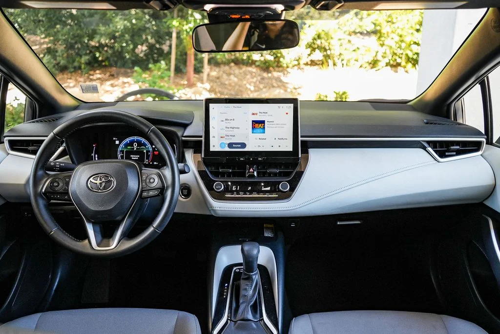 Used 2025 Gray Toyota SE image 12