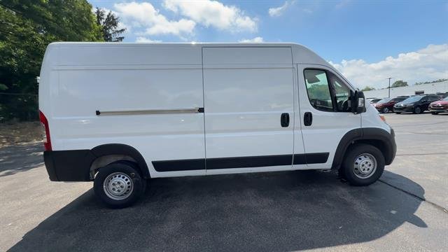 Used 2025 Bright White Clearcoat Ram Tradesman image 9