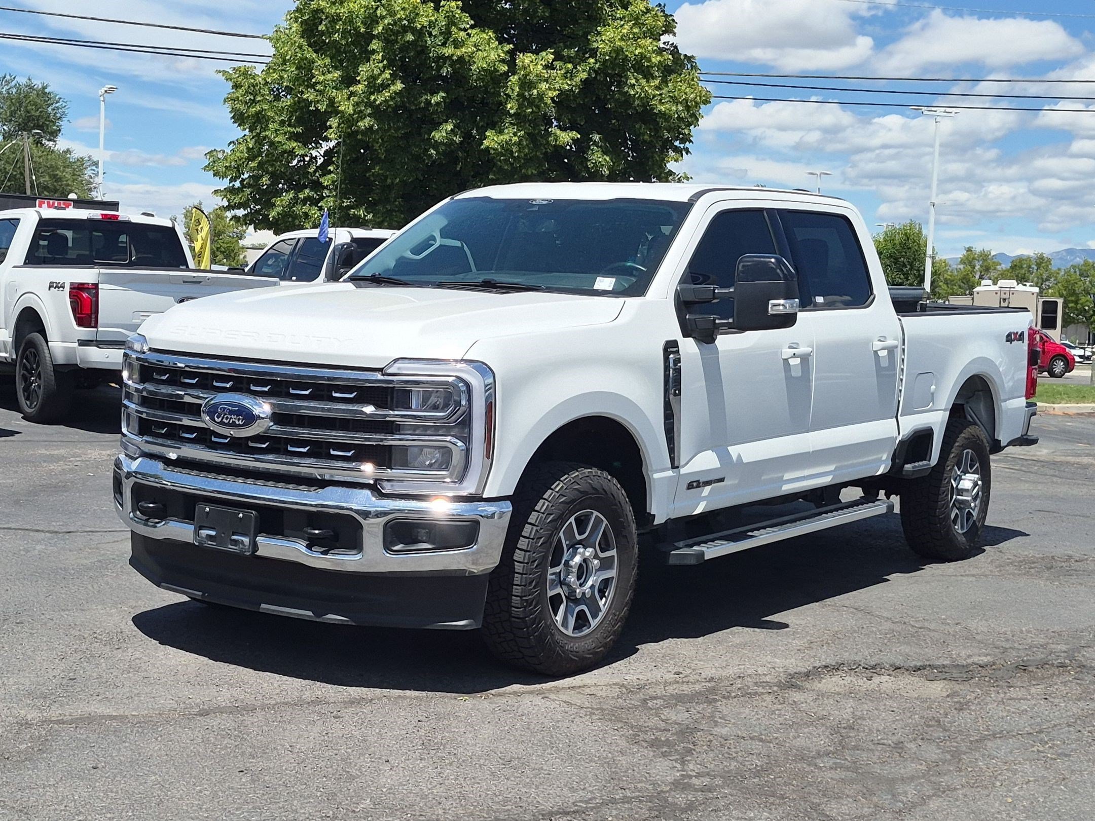 Used 2024 White Metallic Ford LARIAT image 9