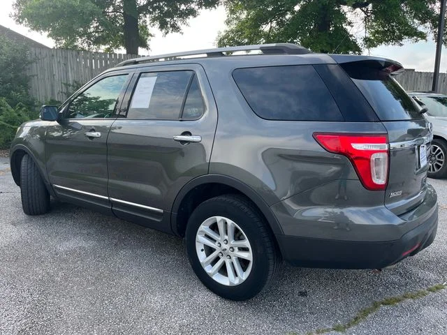 Used 2015  Ford XLT image 3