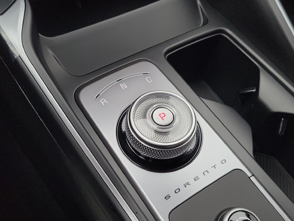New 2026 Volcanic Sand Kia EX image 35
