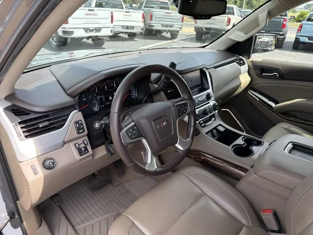Used 2019 PEPPERDUST METALLIC GMC SLT Standard Edition image 20
