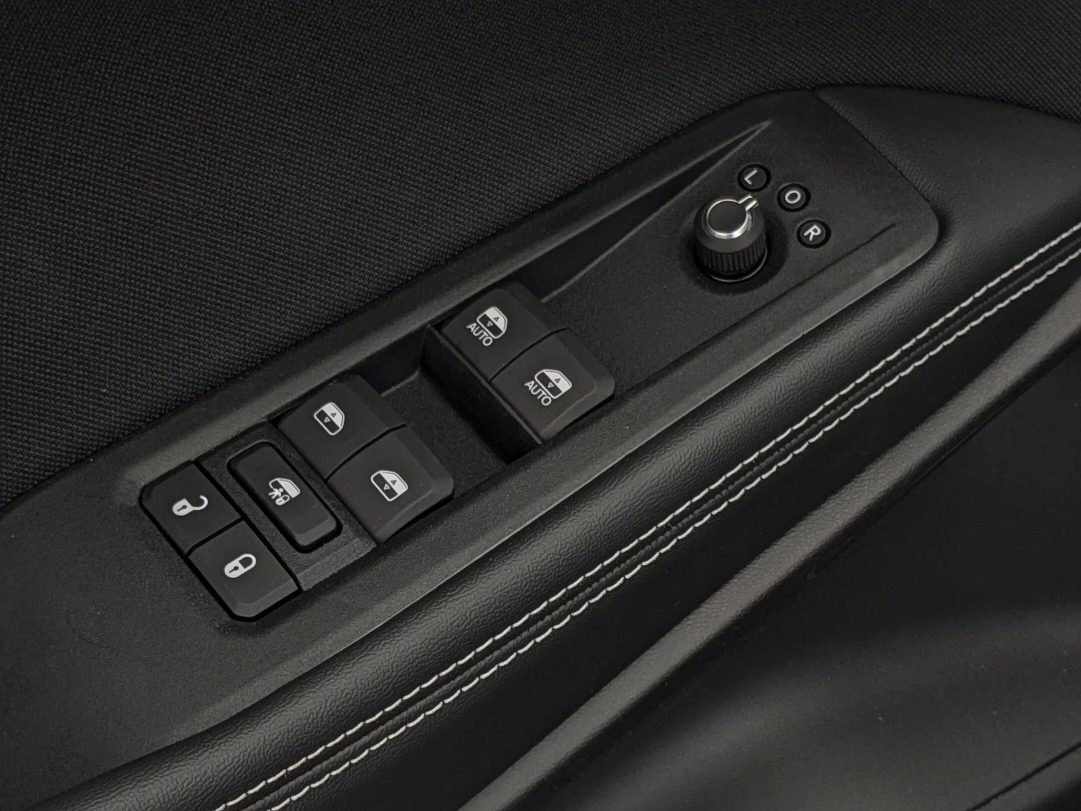 New 2026 Black Jeep Laredo - - Hybrid - Adaptive Cruise - 12.3 Display - Heated Seats/Wheel - Remote Start & More! image 13