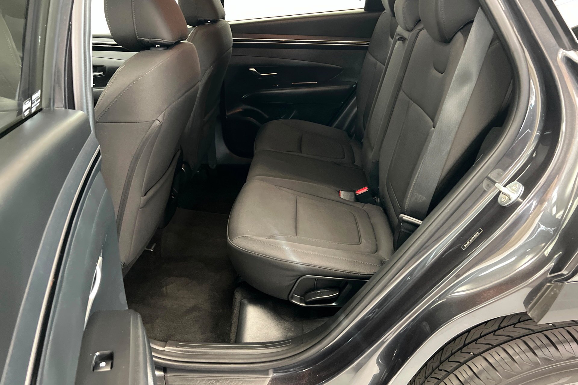 Used 2022 Portofino Gray Hyundai SEL image 22