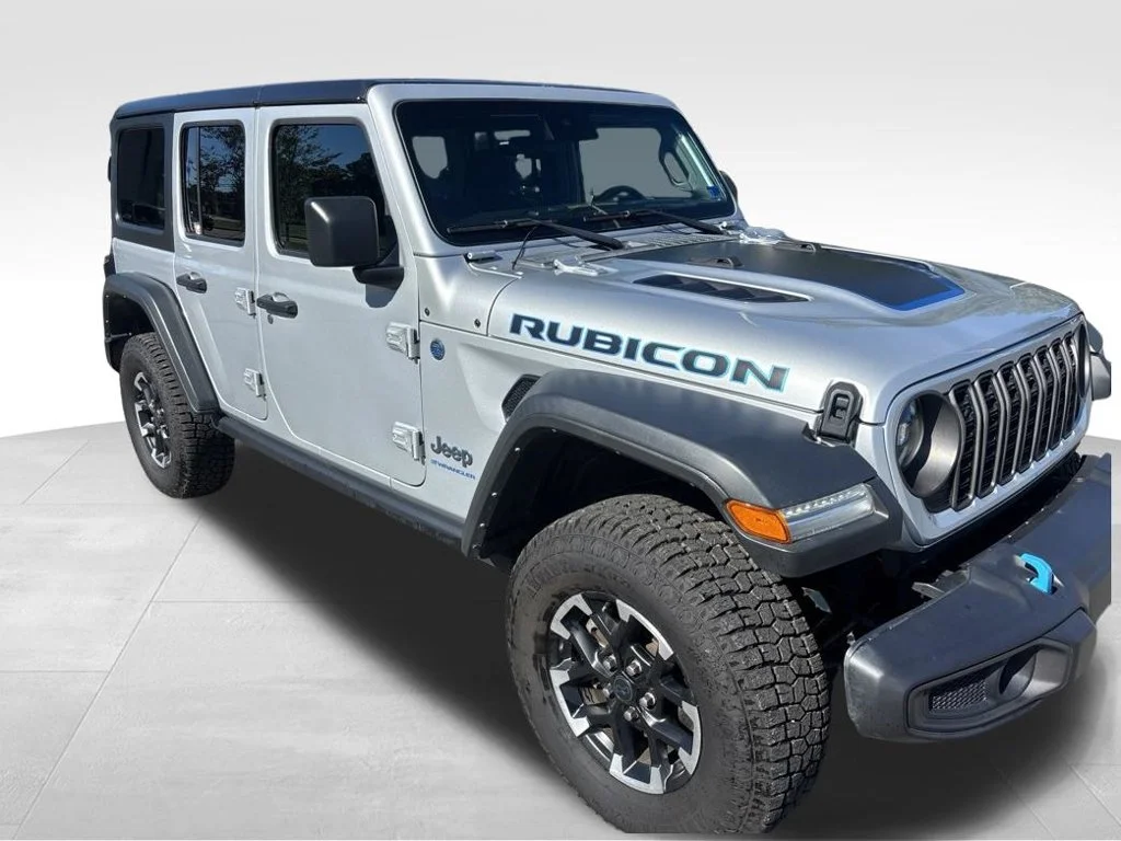 Used 2024 Silver Jeep Rubicon 4xe image 8