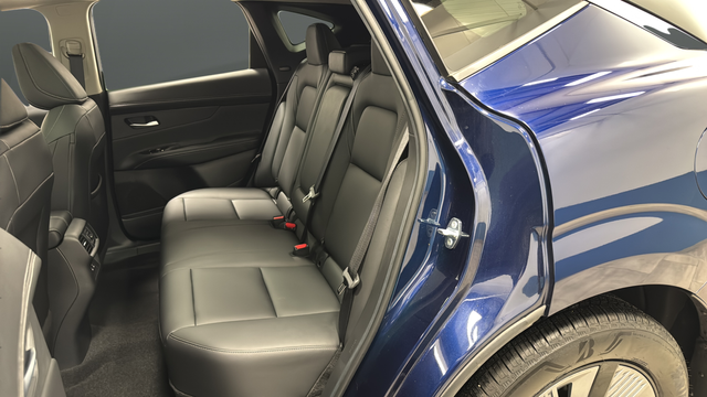 Used 2025 Deep Ocean Blue Pearl/Super Black Nissan SL image 23