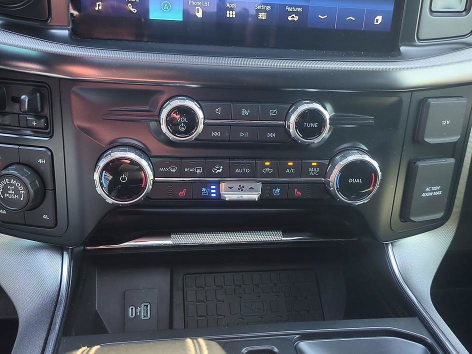 Used 2023 Gray Metallic Ford Platinum image 25