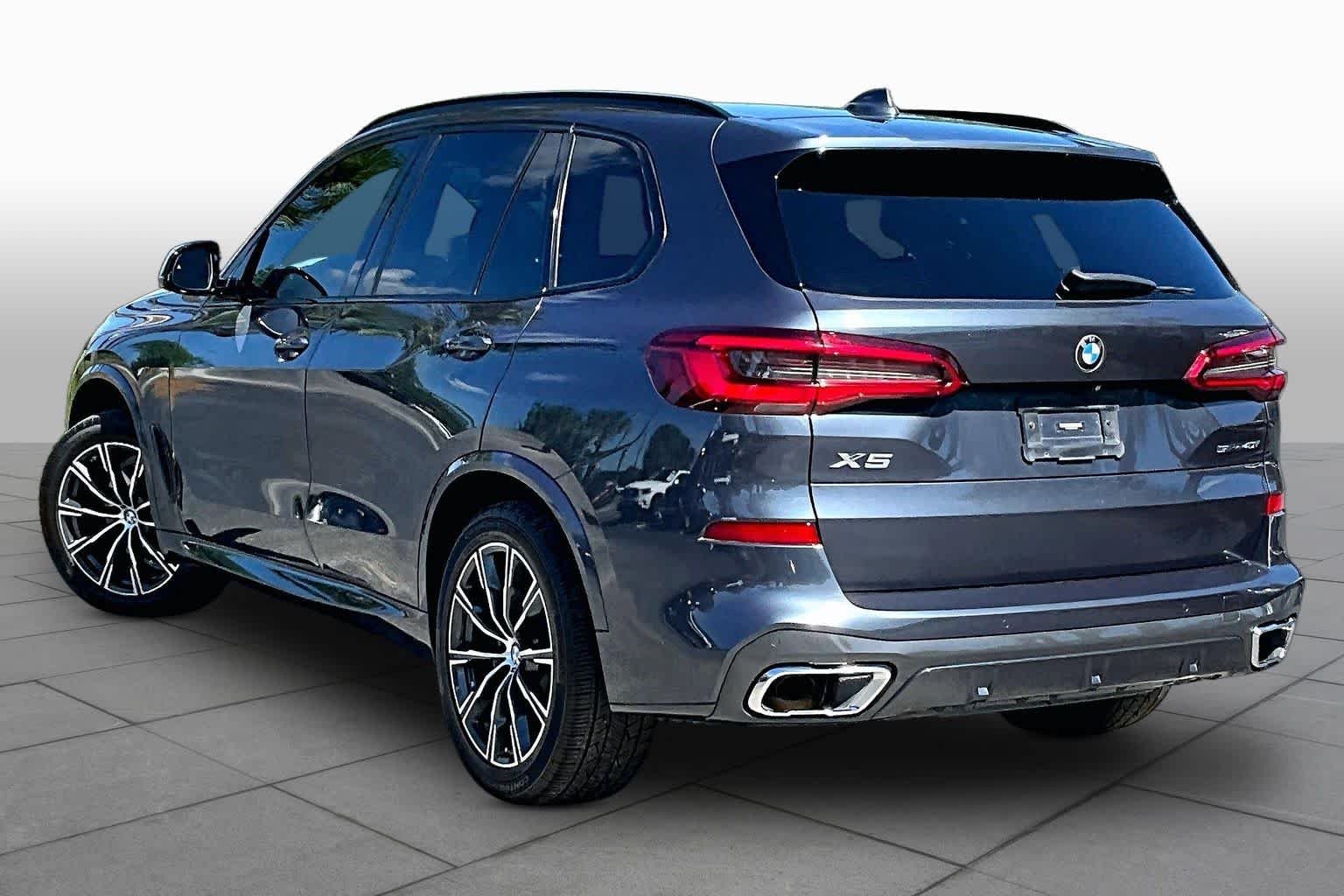 Used 2020 Arctic Gray Metallic BMW sDrive40i image 12