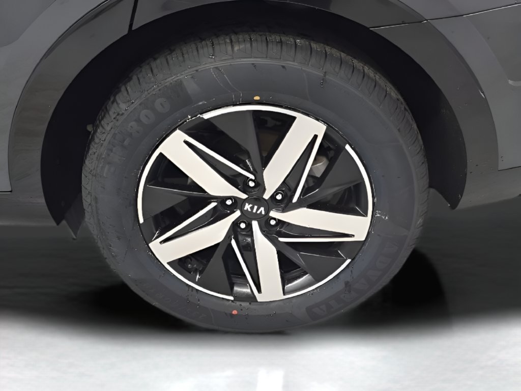 Used 2021 Gray Kia S image 40
